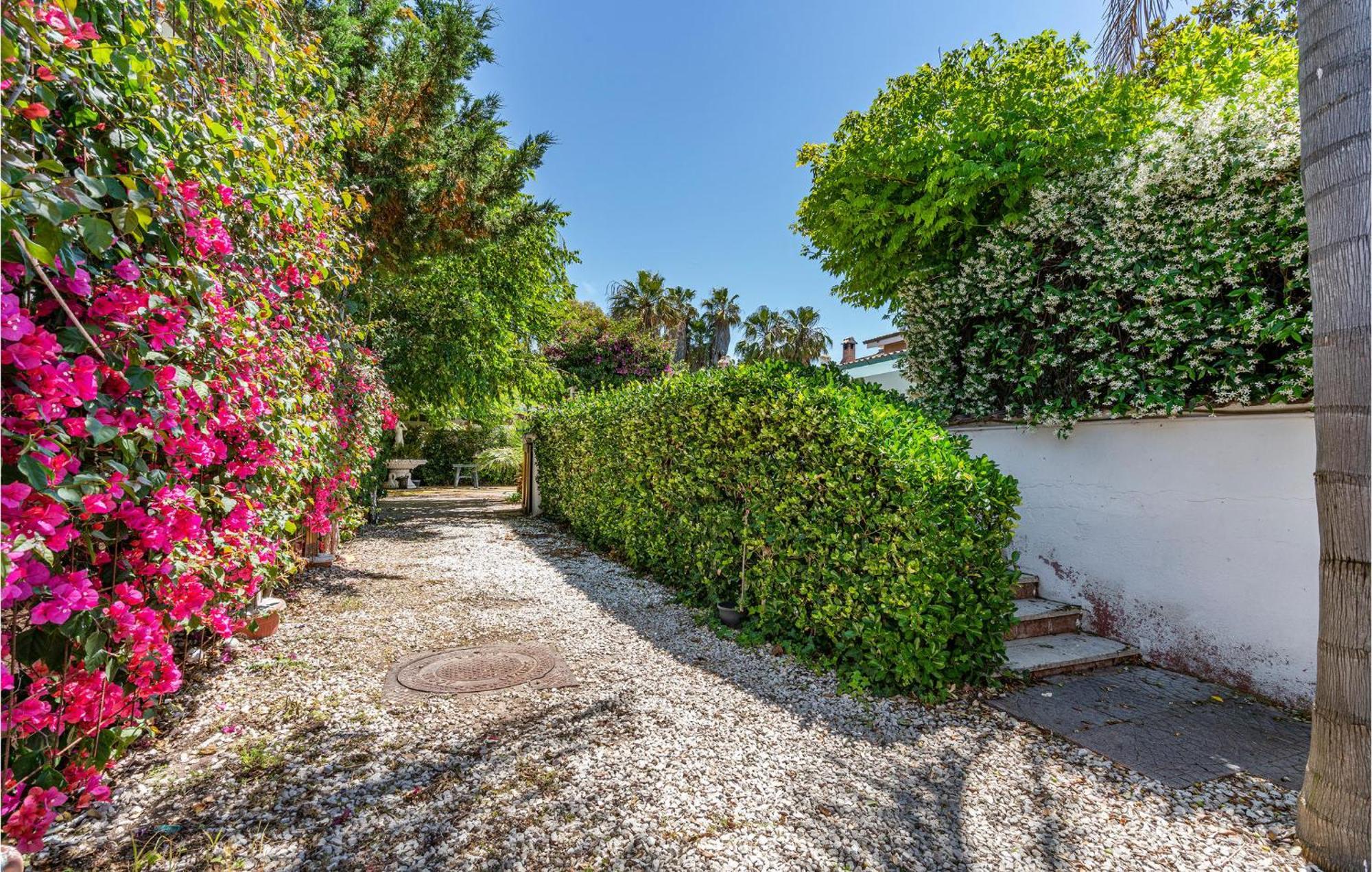 Beautiful Home In Fiumicino With Wifi Экстерьер фото