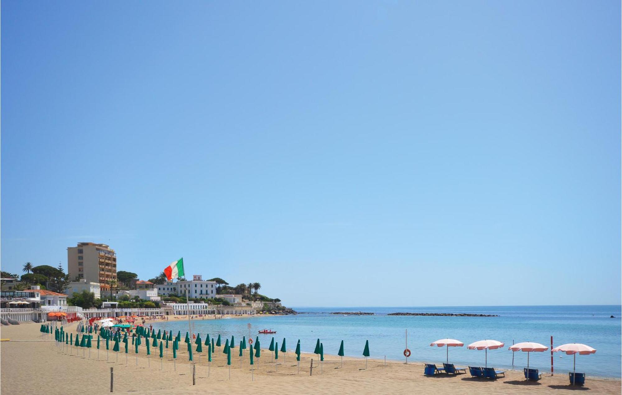 Beautiful Home In Fiumicino With Wifi Экстерьер фото